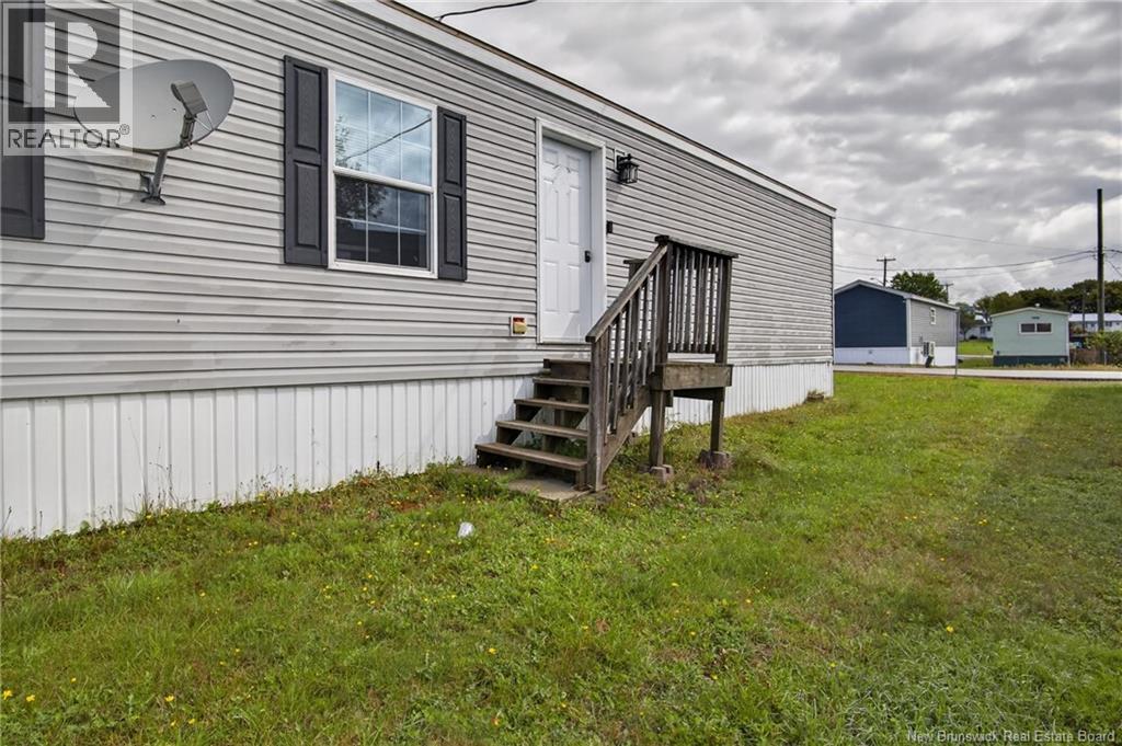 3 Daisy Street, Saint John, New Brunswick  E2M 5M9 - Photo 25 - NB148272