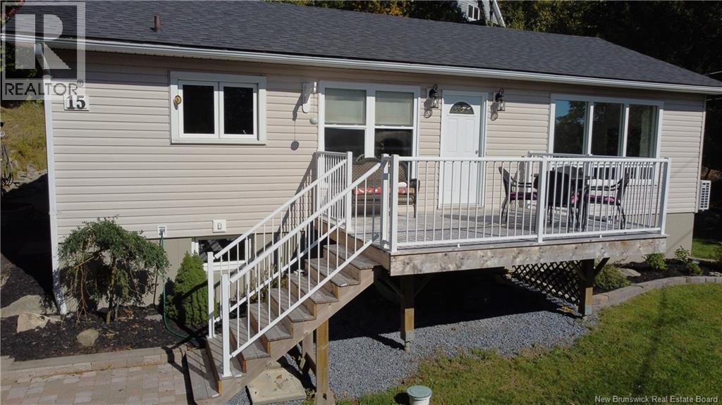15 Hazen Avenue, Rothesay, New Brunswick E2H 1N9 - Photo 3 - NB148394