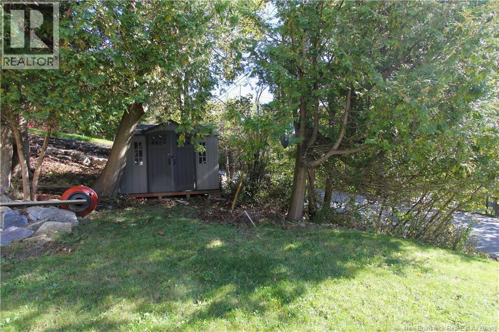 15 Hazen Avenue, Rothesay, New Brunswick E2H 1N9 - Photo 49 - NB148394