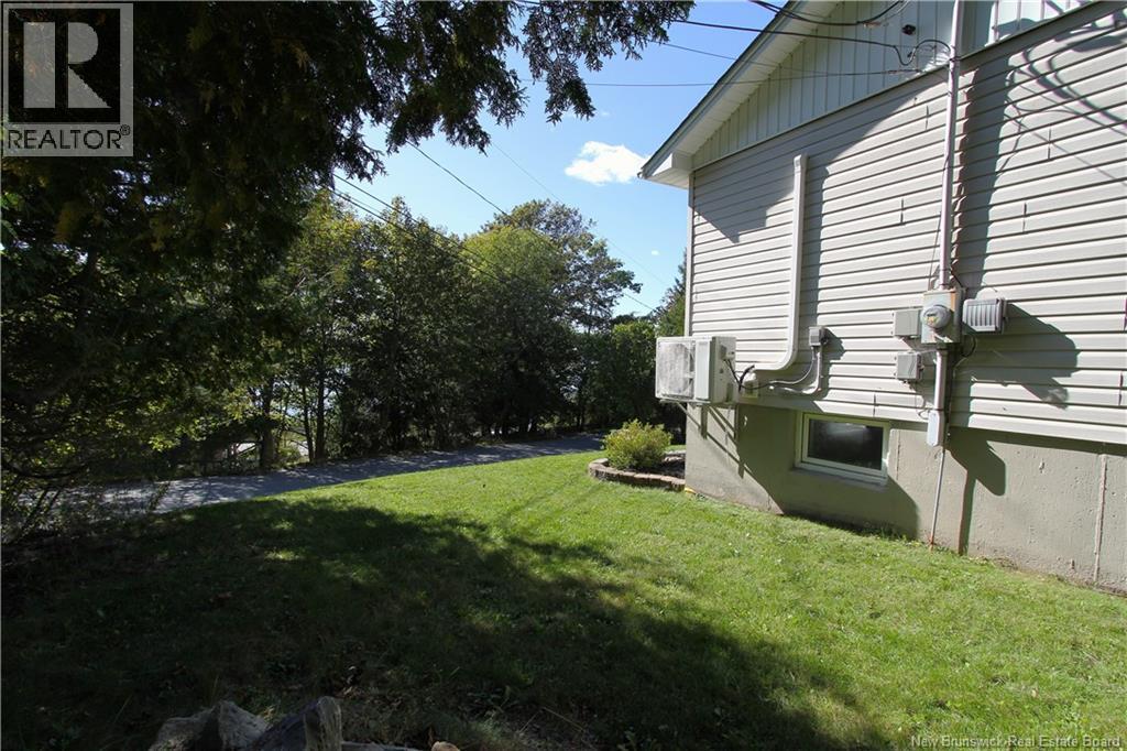 15 Hazen Avenue, Rothesay, New Brunswick E2H 1N9 - Photo 50 - NB148394