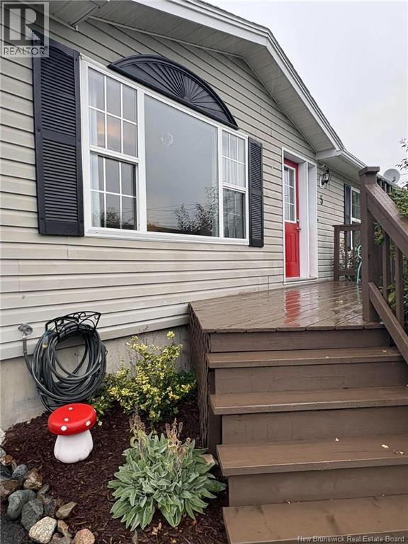 5 Sinclair Street, St. Stephen, New Brunswick  E3L 3C8 - Photo 3 - NB148979