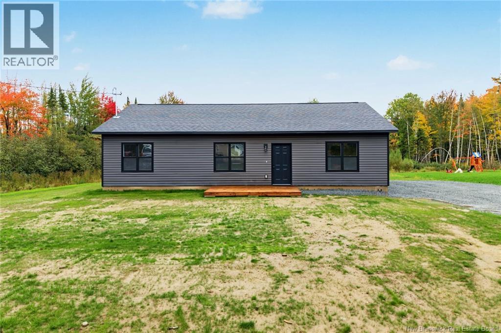 136 Horseman Road, Fredericton Junction, New Brunswick  E5L 1W5 - Photo 2 - NB149017