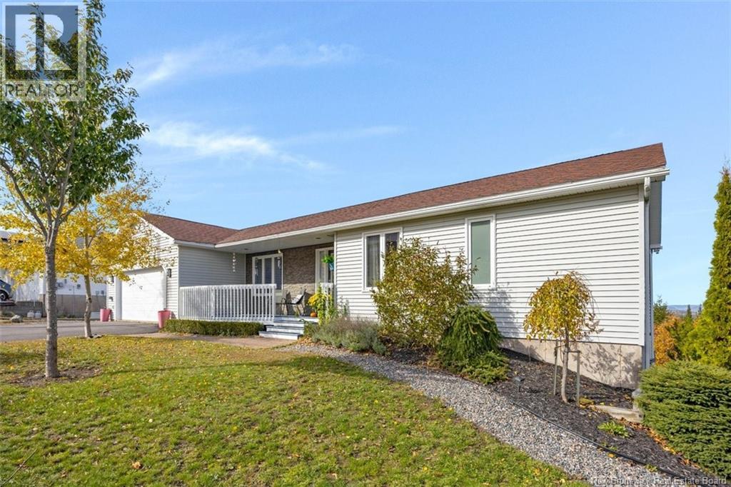 38 Edgemount Drive, Grand Bay-Westfield, New Brunswick  E5K 1Y2 - Photo 2 - NB150056